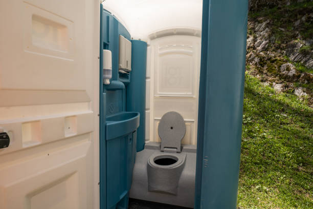 Portable restroom solutions in Louisville, IL